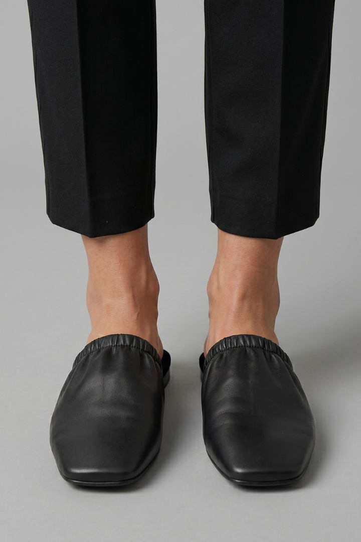 Mujer de Efecto Piel Mule Zapatos con Cap Toe y Sin Cordones