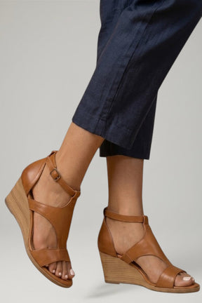 Mujer Wedge Sandalias con T Strap y Cushioned Footbed